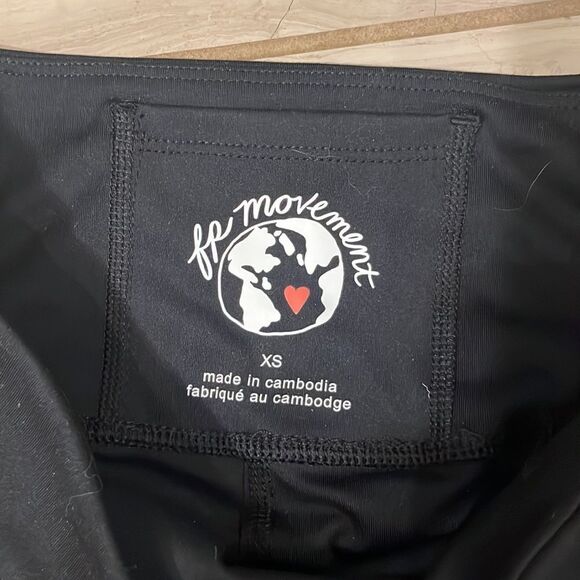 Free People Movement What a Feeling Black Pocket Leggings XS - Picture 5 of 9